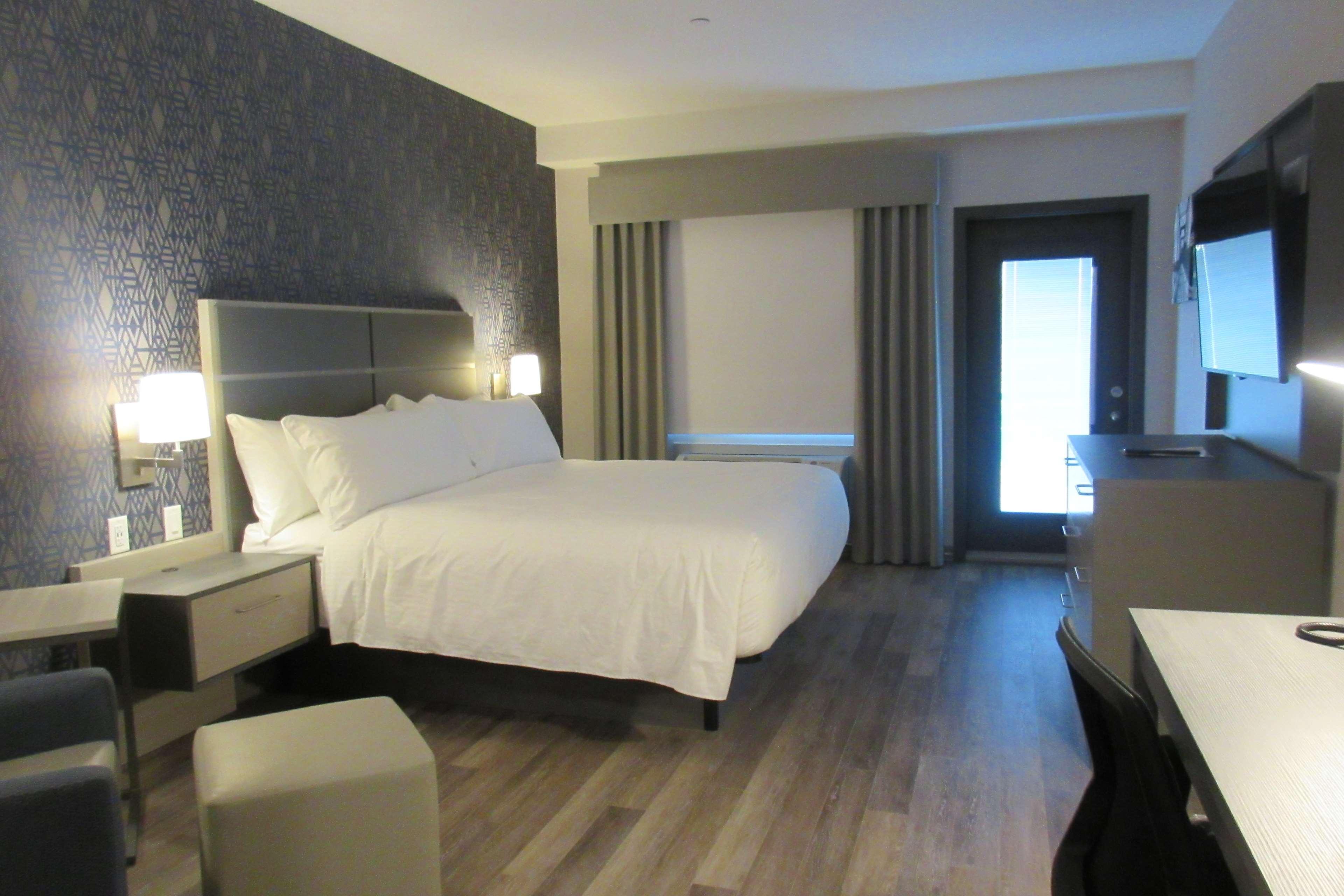 Best Western Inn & Suites Ontario Dış mekan fotoğraf