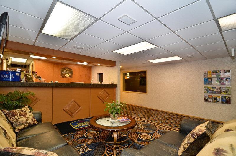 Best Western Inn & Suites Ontario İç mekan fotoğraf